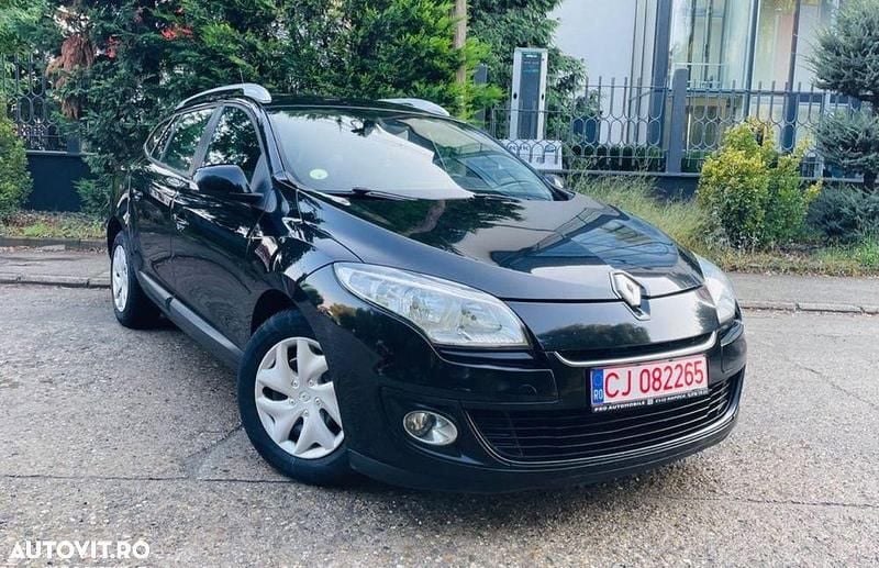 Culoarenegru Second-hand 2013 Renault Mégane GrandTour Expression Break | 4.790 EUR (Preț OK) - Imagine 1/4