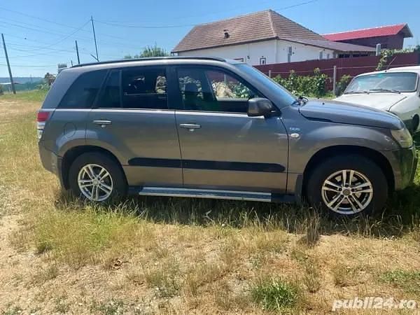Utilizat 2006 Suzuki Grand Vitara SUV | 3.700 EUR (Preț OK) - Imagine 1/4