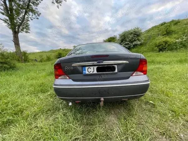 Utilizat 2003 Ford Focus ST Berlinǎ | 1.000 EUR (Preț OK) - Imagine 1/4