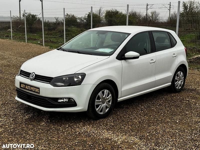 Culoarealb Utilizat 2015 VW Polo | 4.990 EUR (Preț OK) - Imagine 1/4