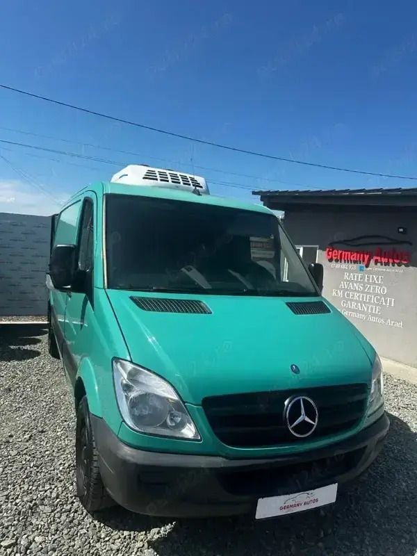 Utilizat 2014 Mercedes Sprinter Van | 14.500 EUR (Scump) - Imagine 1/4