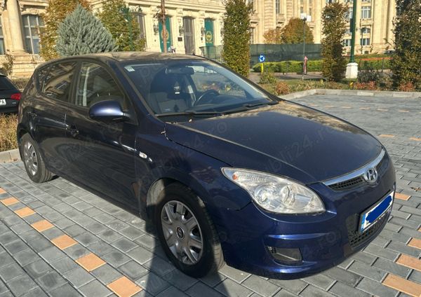 Second-hand Hyundai i30 110 CP (80 kW) 2009 Berlinǎ