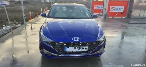 Second-hand Hyundai Elantra 123 CP (90 kW) 2021 Berlinǎ