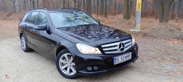 Negru Utilizat 2011 Mercedes C200 Break | 9.000 EUR - Imagine 1/4