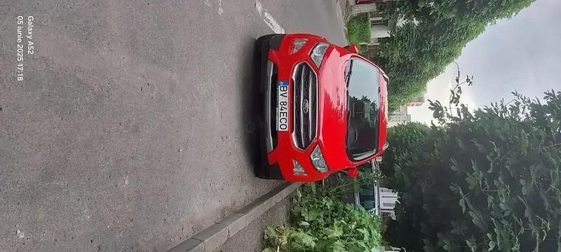 Rosu Utilizat 2019 Ford Ecosport Titanium SUV | 9.000 EUR (Preț bun) - Imagine 1/4