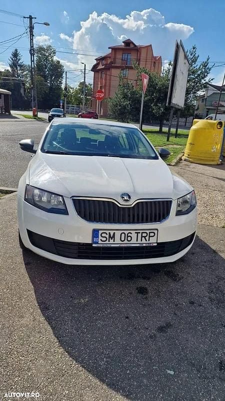 Second-hand Skoda Octavia Active 110 CP (80 kW) 2016 Culoarealb Berlinǎ