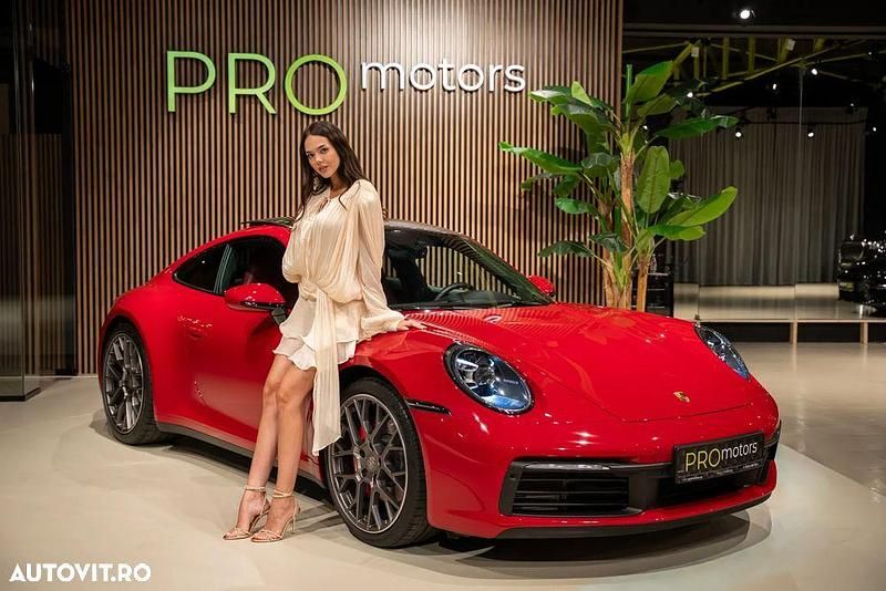 Culoarerosu Utilizat 2021 Porsche 911 Coupe | 129.900 EUR - Imagine 1/4