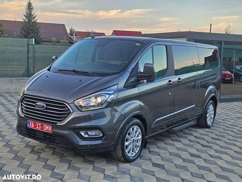 Culoarealte culori Utilizat 2019 Ford Tourneo Custom Titanium Van | 23.500 EUR (Preț OK) - Imagine 1/4