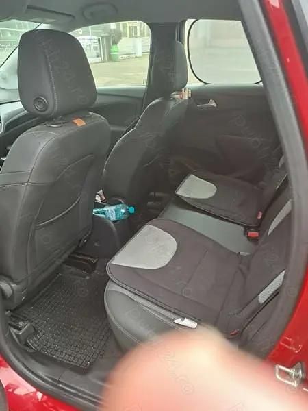 Second-hand Opel Crossland 130 CP (95 kW) 2021 Rosu SUV