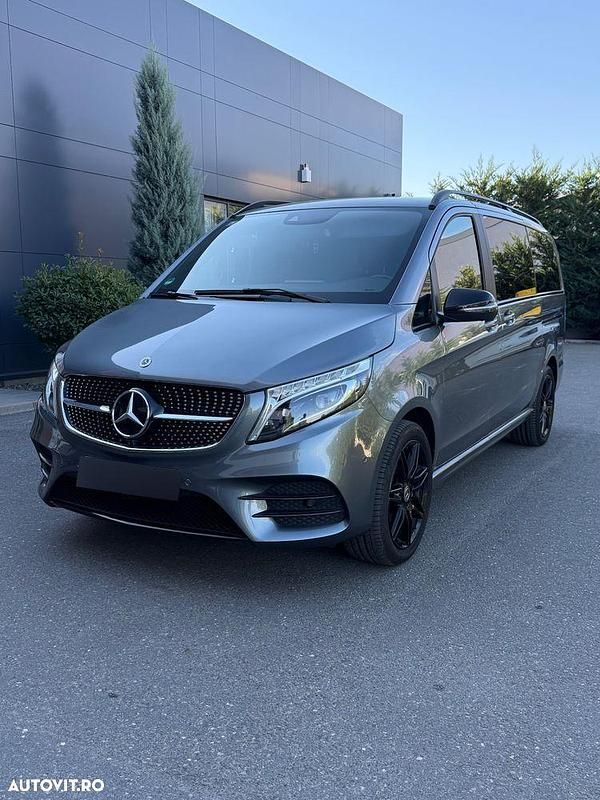 Culoaregri Utilizat 2022 Mercedes V300 Exclusive Monovolum | 70.000 EUR (Preț OK) - Imagine 1/4