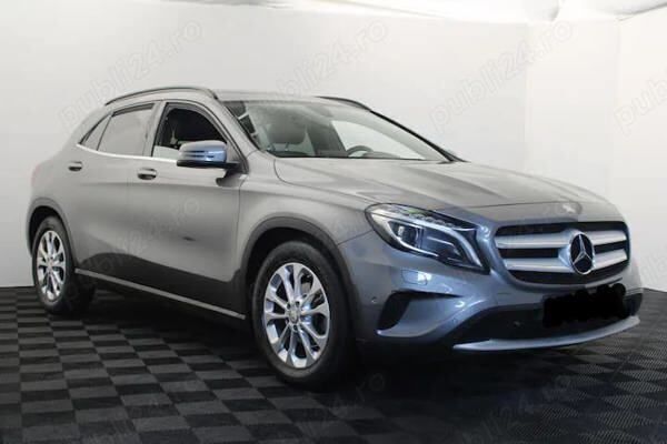 Gri Utilizat 2017 Mercedes GLA180 Edition SUV | 15.000 EUR - Imagine 1/4