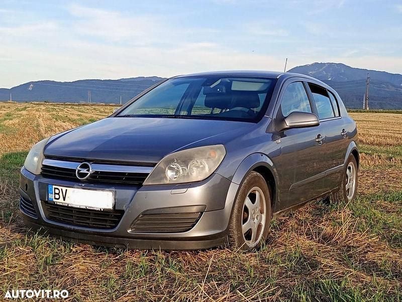 Culoaregri Utilizat 2005 Opel Astra Hatchback | 1.550 EUR (Preț OK) - Imagine 1/4