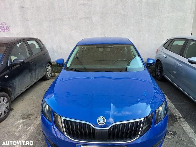 Second-hand Skoda Octavia Active 116 CP (85 kW) 2019 Culoarealbastru Berlinǎ