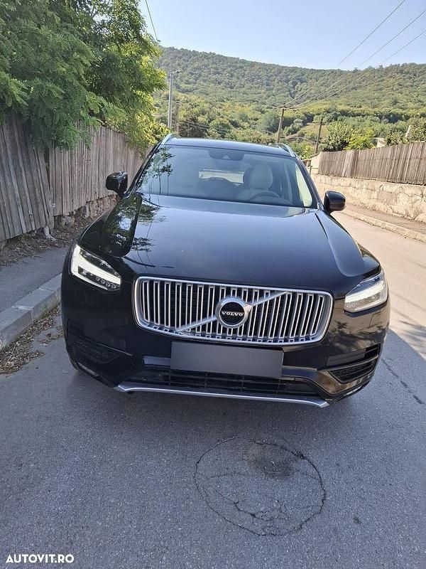 Culoarenegru Utilizat 2016 Volvo XC90 Inscription SUV | 30.500 EUR - Imagine 1/4