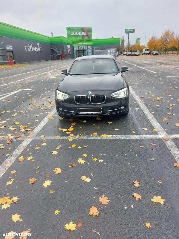 Second-hand BMW 116 Sport Line 136 CP (100 kW) 2012 Culoarenegru Hatchback