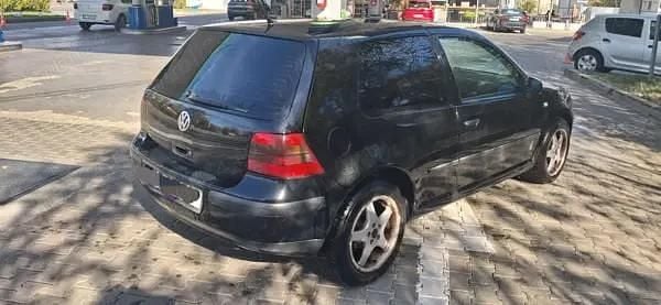 Negru Utilizat 2001 VW Golf IV Hatchback | 1.299 EUR (Preț bun) - Imagine 1/4