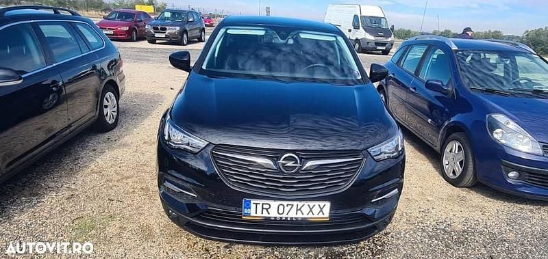 Culoarenegru Utilizat 2018 Opel Grandland X Business Edition SUV | 9.950 EUR (Preț OK) - Imagine 1/4