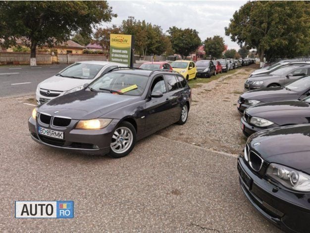 Negru Utilizat 2006 BMW 320 Break | 3.999 EUR (Preț OK) - Imagine 1/4