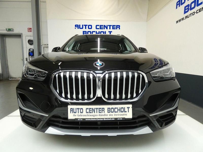 Utilizat 2021 BMW X1 xLine SUV | 28.403 EUR - Imagine 1/1