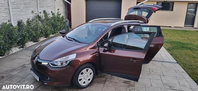 Alte culori Utilizat 2014 Renault Clio GrandTour Bose Edition Break | 5.199 EUR (Preț OK) - Imagine 1/4