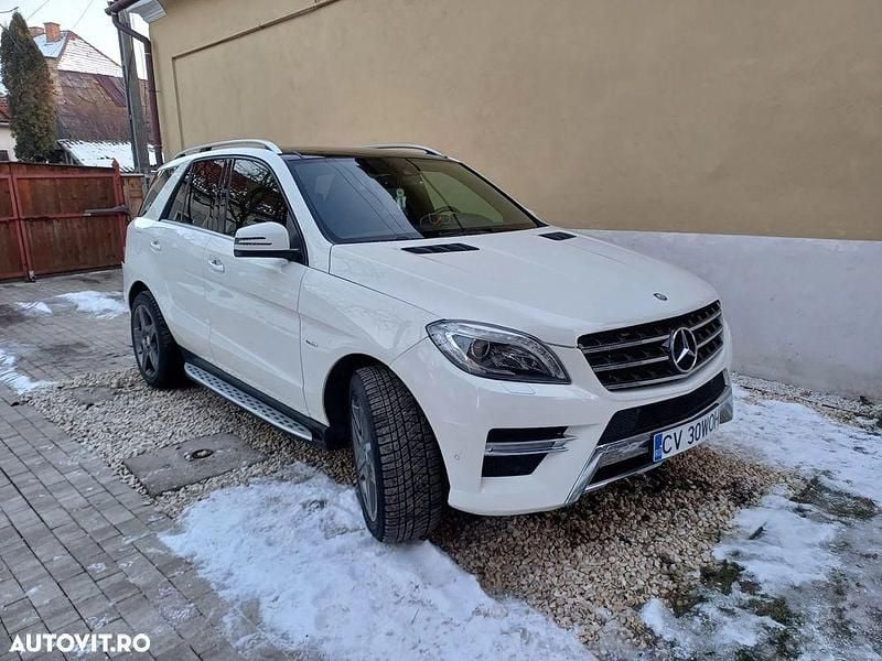 Second-hand Mercedes ML350 258 CP (189 kW) 2013 Culoarealb SUV