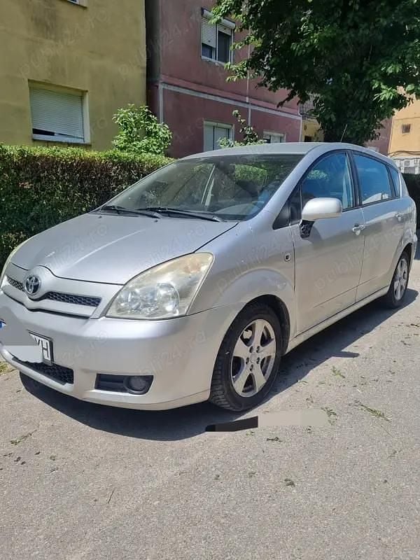 Utilizat 2006 Toyota Corolla Verso Monovolum | 999 EUR - Imagine 1/4