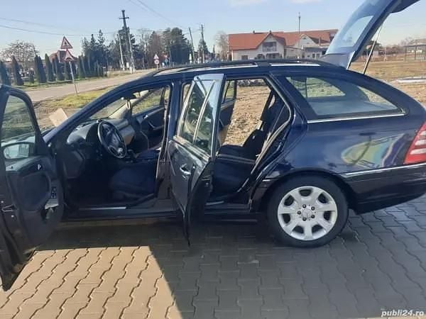 Second-hand Mercedes C220 150 CP (110 kW) 2005 Break