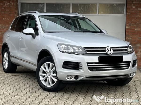 Argintiu Utilizat 2011 VW Touareg SUV | 6.500 EUR - Imagine 1/4