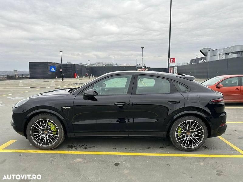 Second-hand Porsche Cayenne Coupe 462 CP (339 kW) 2021 Culoarenegru Coupe
