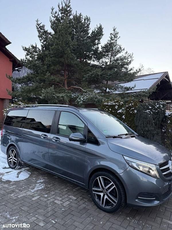 Second-hand Mercedes V250 Exclusive 190 CP (139 kW) 2019 Culoaregri Monovolum