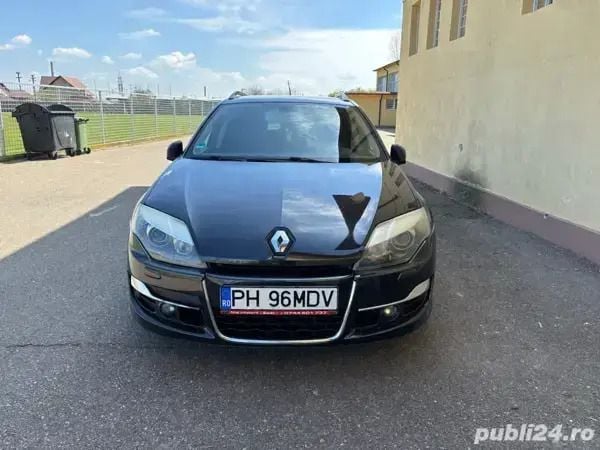 Negru Utilizat 2011 Renault Laguna III Break | 5.350 EUR (Preț OK) - Imagine 1/4