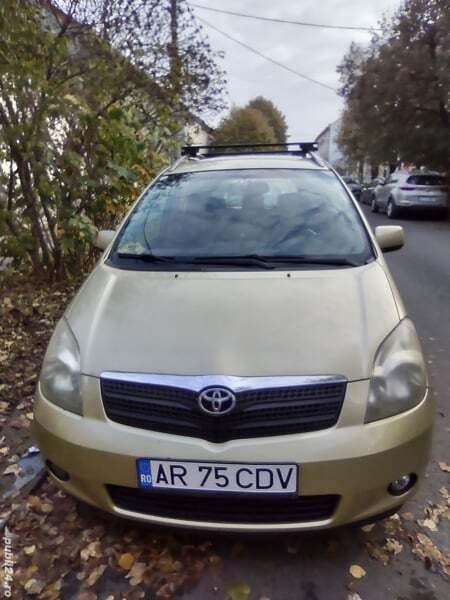 Auriu Utilizat 2002 Toyota Corolla Verso Monovolum | 1.300 EUR - Imagine 1/4