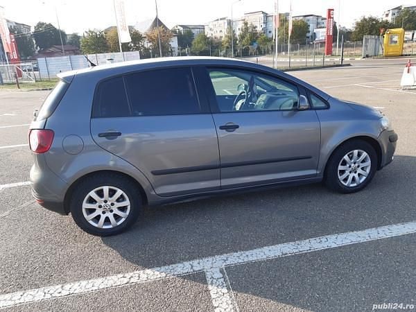 Utilizat 2005 VW Golf Plus Cross Monovolum | 4.200 EUR - Imagine 1/4