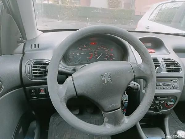Second-hand Peugeot 206 75 CP (55 kW) 2007 Albastru Hatchback