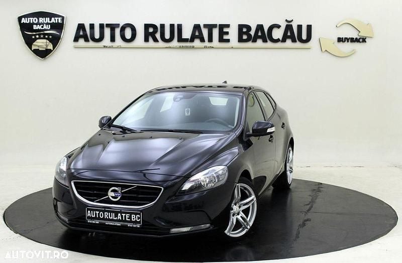 Second-hand Volvo V40 116 CP (85 kW) 2013 Negru Break