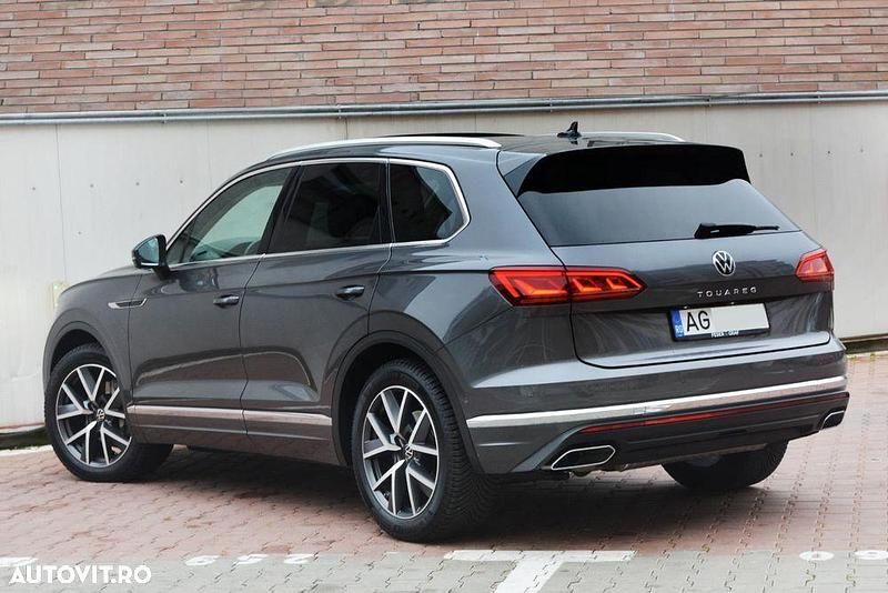 Second-hand VW Touareg 286 CP (210 kW) 2021 Culoaregri SUV