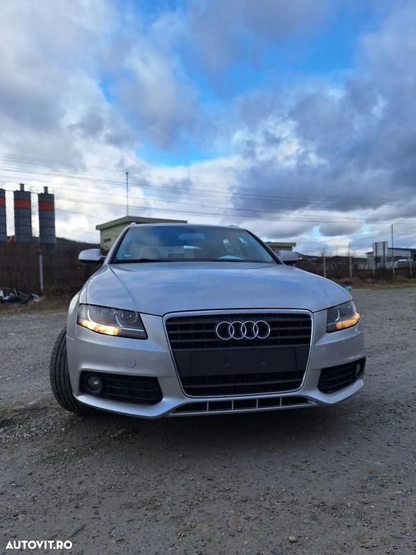 Culoareargint Utilizat 2010 Audi A4 Attraction Break | 5.190 EUR (Preț bun) - Imagine 1/4