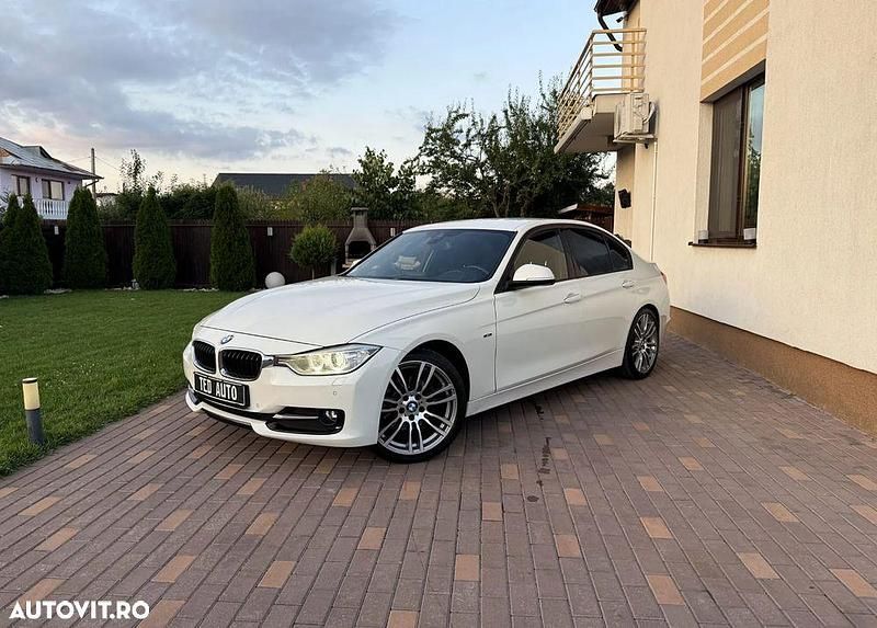 Culoarealb Utilizat 2012 BMW 320 Sport Line Berlinǎ | 10.990 EUR (Preț OK) - Imagine 1/4