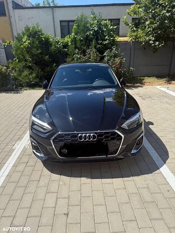 Culoarenegru Utilizat 2020 Audi A5 Sportback S-Line Berlinǎ | 28.500 EUR (Preț OK) - Imagine 1/4