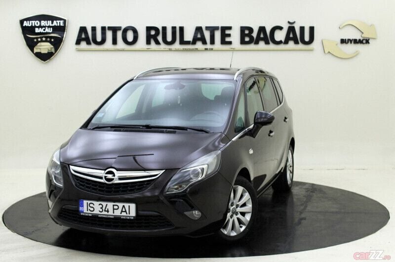Utilizat 2012 Opel Zafira Monovolum | 5.990 EUR - Imagine 1/4