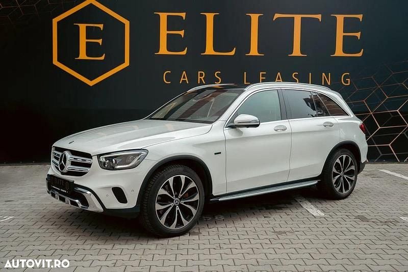 Culoarealb Utilizat 2020 Mercedes GLC300e SUV | 42.636 EUR (Scump) - Imagine 1/4