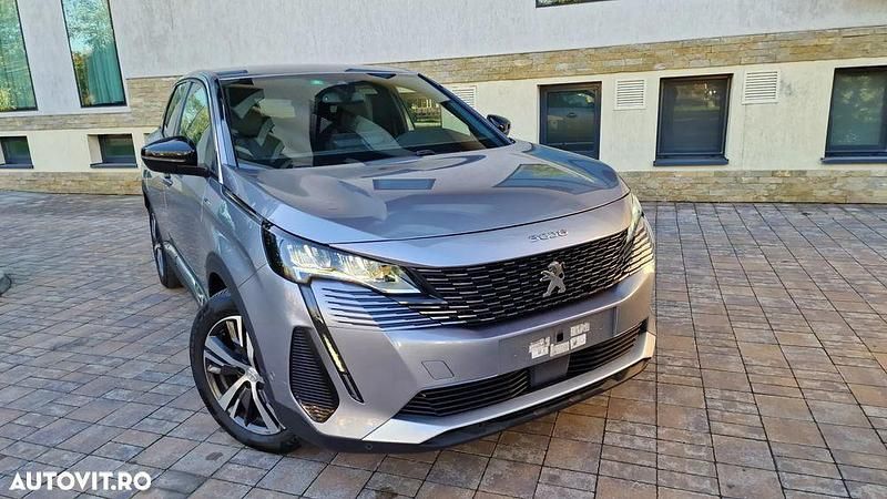Second-hand Peugeot 3008 Allure 300 CP (220 kW) 2023 Culoarealbastru SUV