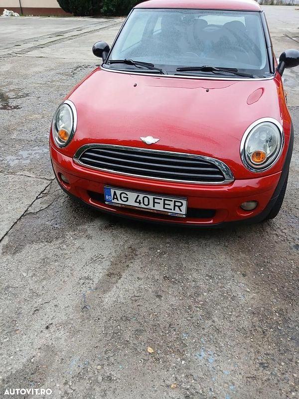 Culoarerosu Utilizat 2007 Mini ONE Hatchback | 2.100 EUR - Imagine 1/4