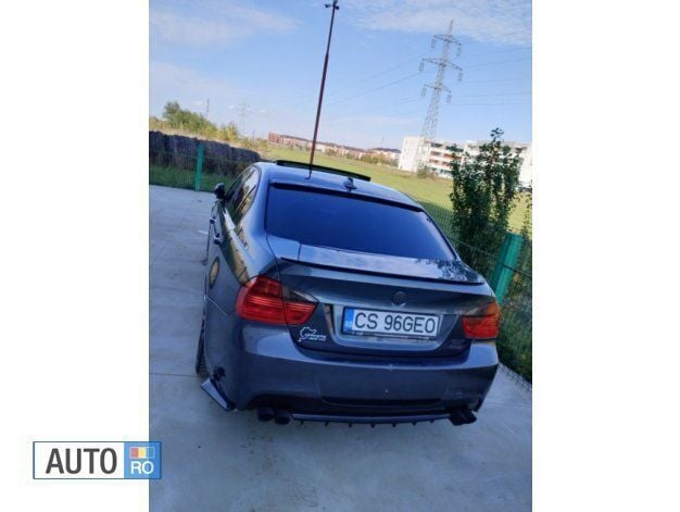 Second-hand BMW 320 150 CP (110 kW) 2007 Gri Berlinǎ