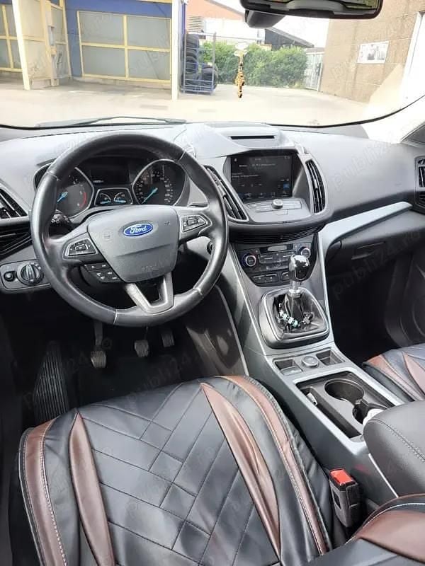 Utilizat 2017 Ford Kuga SUV | 12.900 EUR (Preț OK) - Imagine 1/4