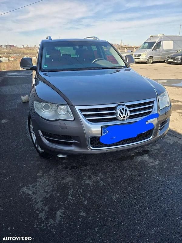 Culoaregri Utilizat 2008 VW Touareg SUV | 5.700 EUR (Preț OK) - Imagine 1/4