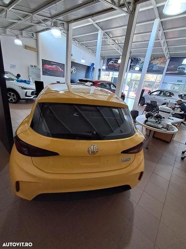 Second-hand MG MG3 194 CP (142 kW) 2024 Culoaregalbeuriu Hatchback