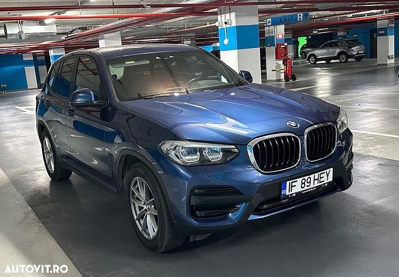 Culoarealbastru Utilizat 2019 BMW X3 Luxury Line SUV | 24.500 EUR (Preț bun) - Imagine 1/4