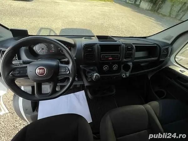Second-hand Fiat Ducato 140 CP (102 kW) 2020 Alb Van
