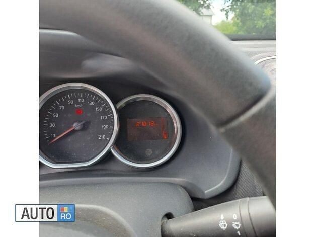 Albastru marin Utilizat 2019 Dacia Logan Berlinǎ | 8.600 EUR (Preț OK) - Imagine 1/4